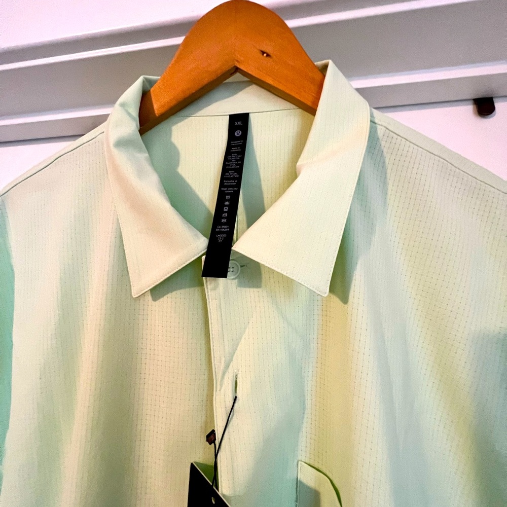 Lululemon- Airing Easy Camp Collar Shirt XXL